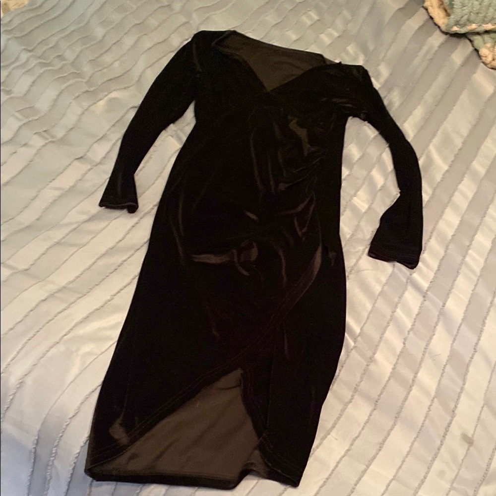 Elegant Black Velvet Dress